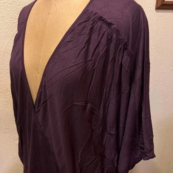 Dollz Eggplant V-neck Open Front Wrap Pullover Top Size L - Picture 3 of 9